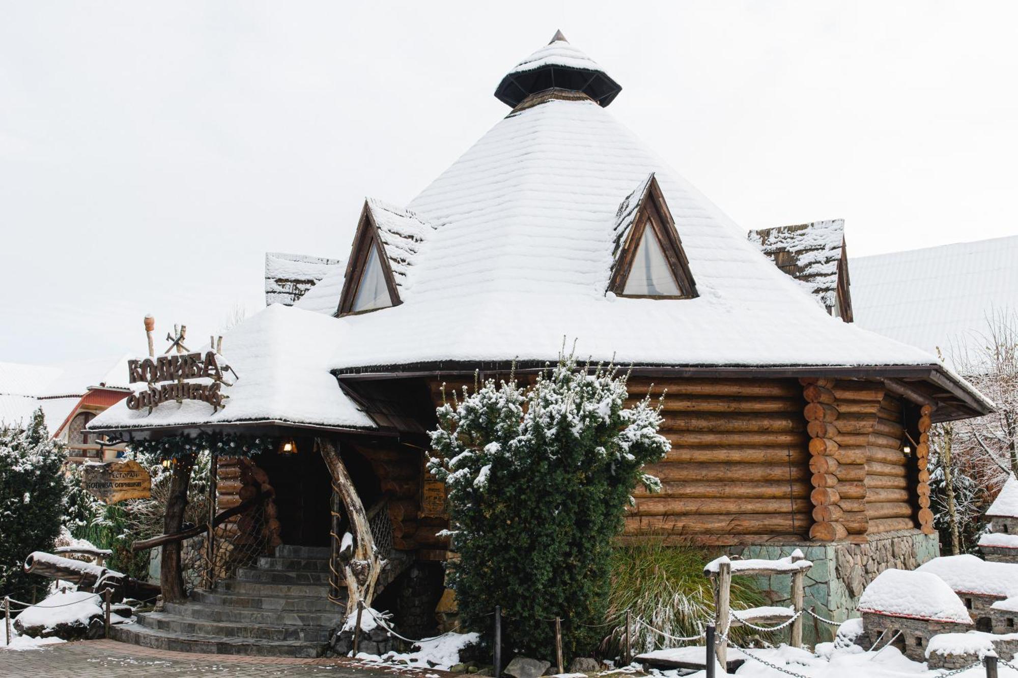 Kolyba Opryshkiv Hotel Nizhneye Selishche Buitenkant foto