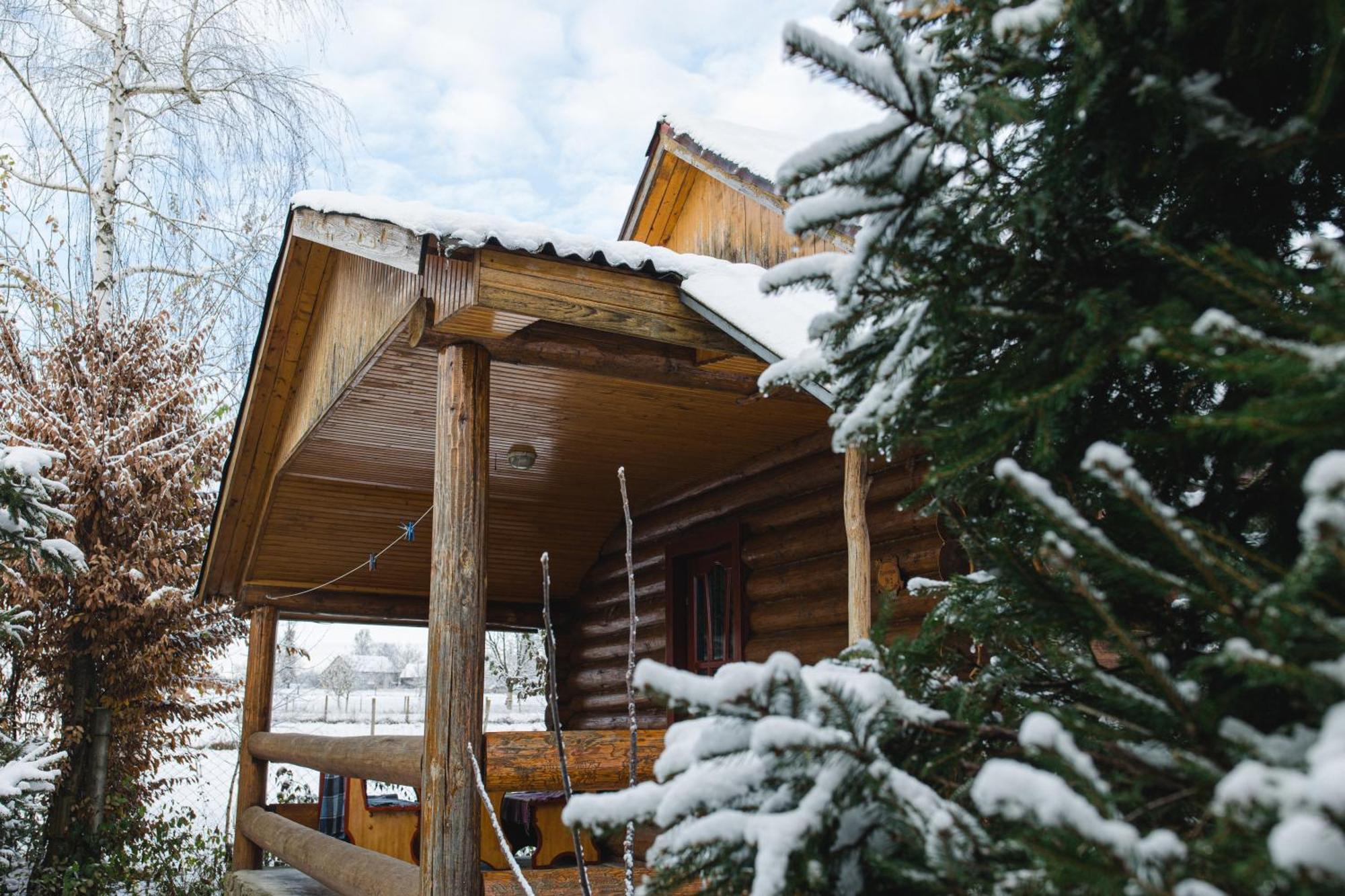 Kolyba Opryshkiv Hotel Nizhneye Selishche Buitenkant foto