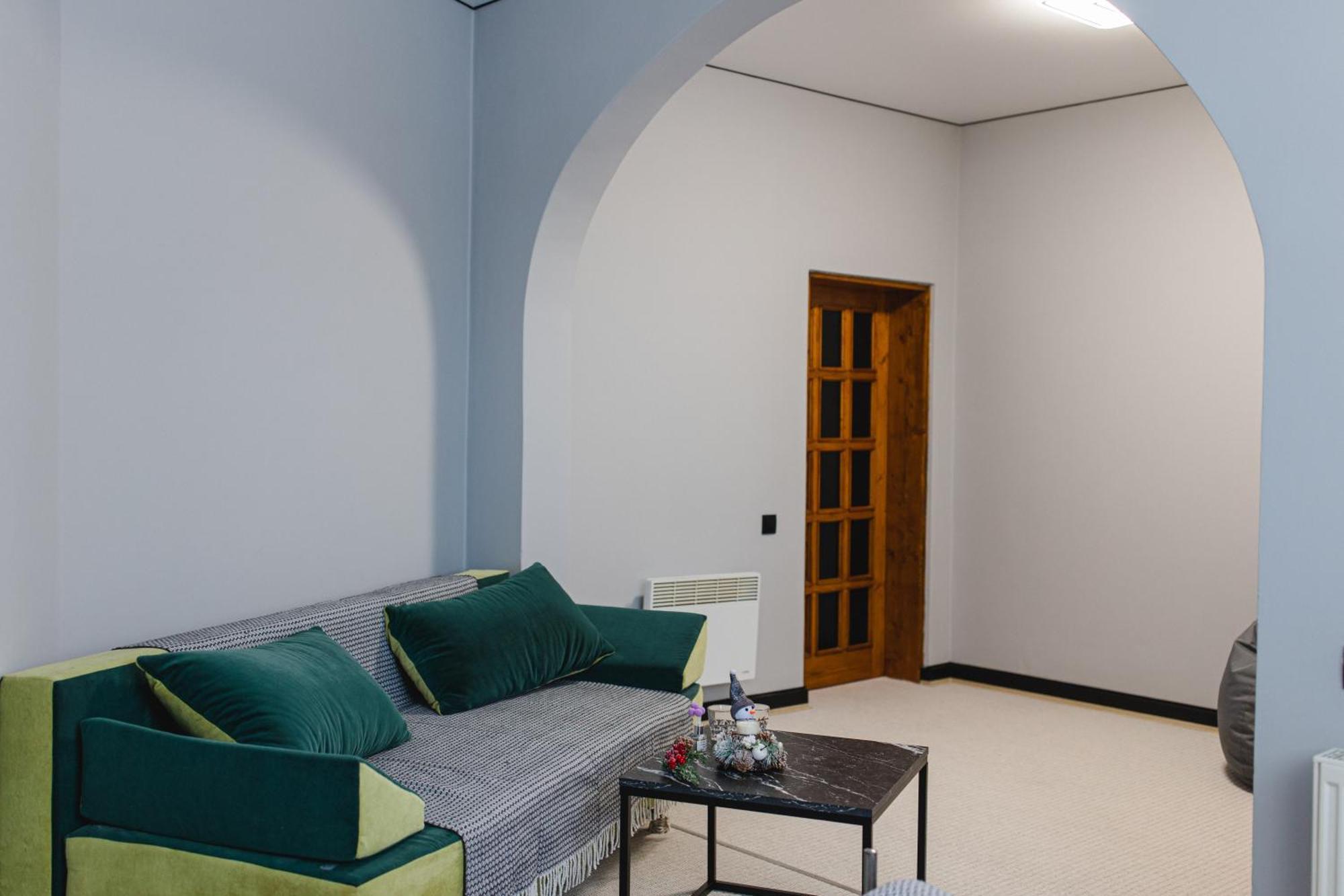 Kolyba Opryshkiv Hotel Nizhneye Selishche Kamer foto